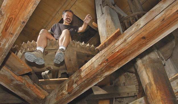 Sauvegarde des monuments : un Français au secours d´un moulin historique au cœur de la Grande Plaine hongroise